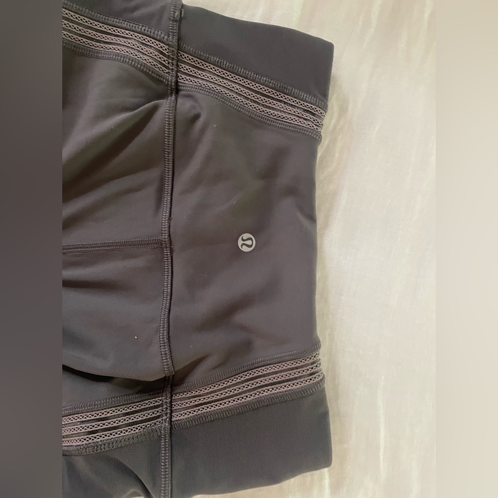 Lulu Lemon Power Lines Legging